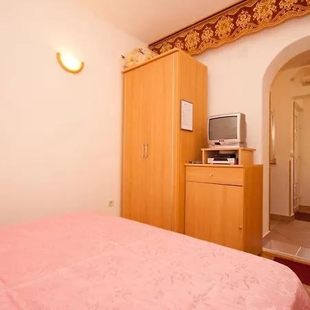 450 Meter Zum 2 Km Langen Baška