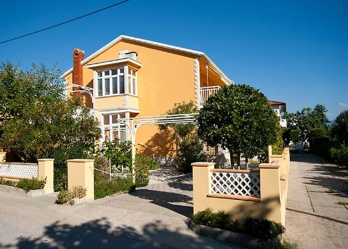 Appartement 450 Meter Zum 2 Km Langen Baška