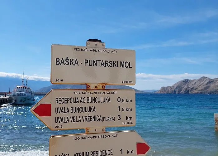 450 Meter Zum 2 Km Langen * Baška